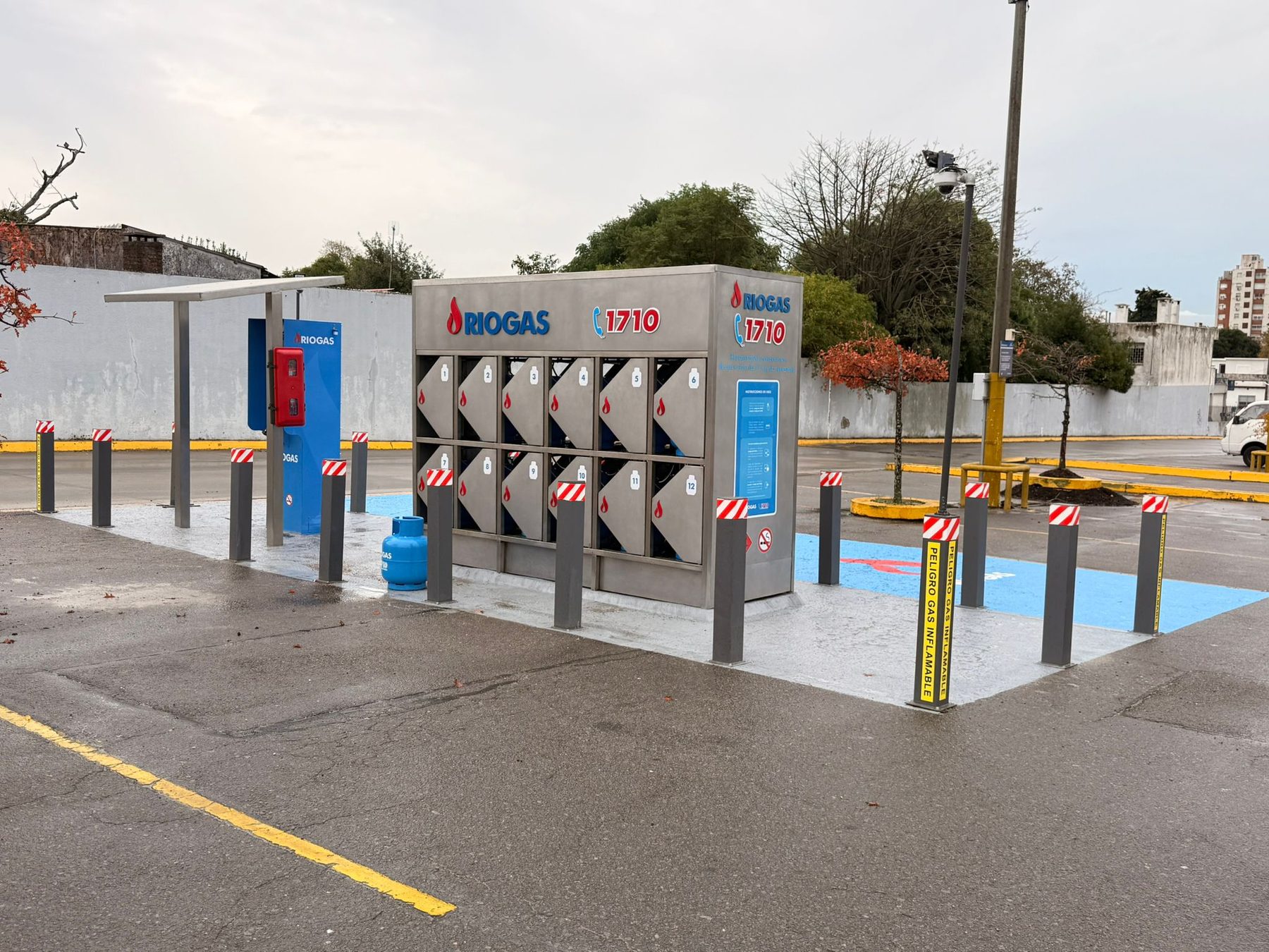 Inauguración dispensadora de gas en Sodimac Sayago
